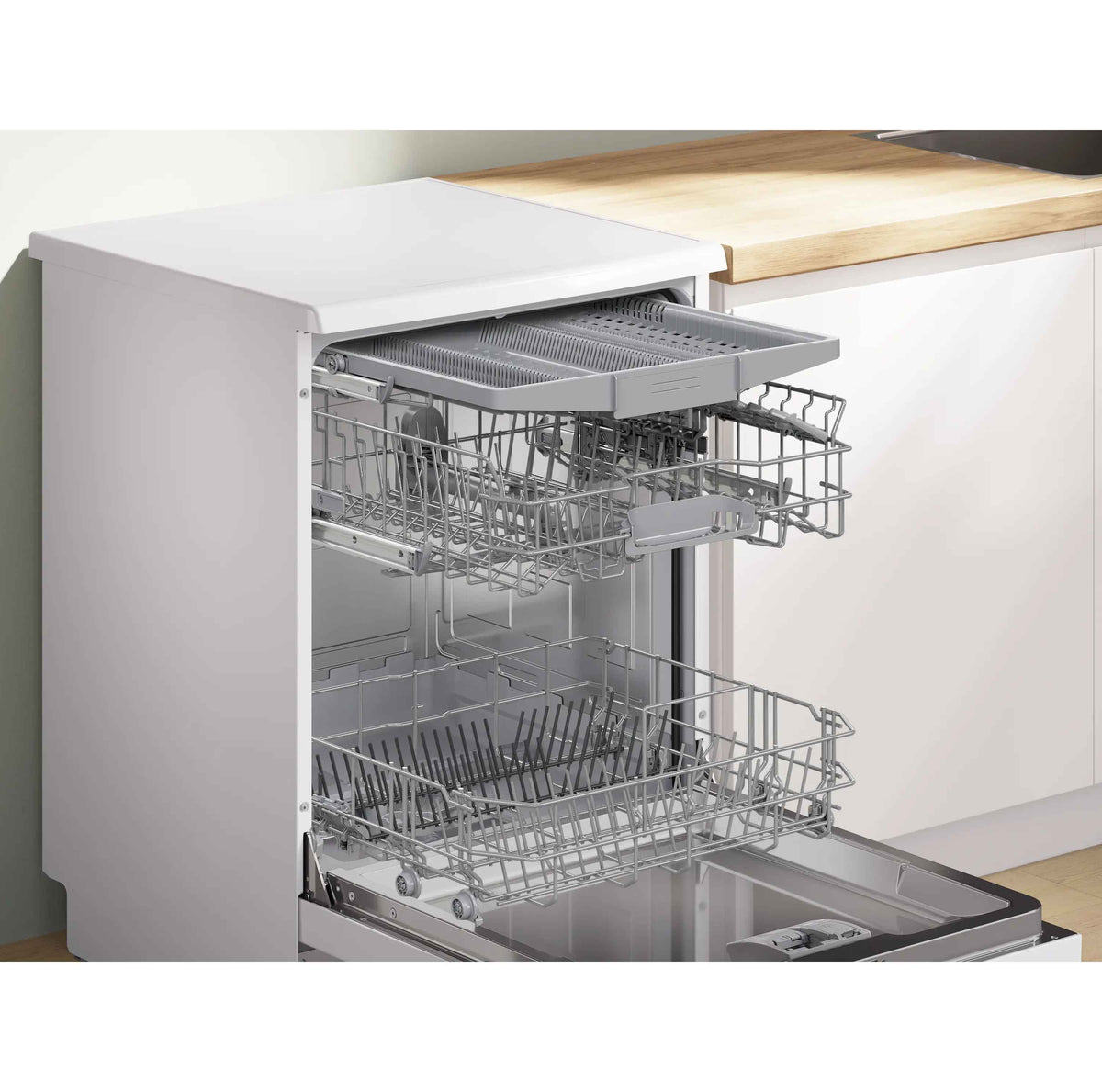 Bosch SMS2HVW67G Freestanding Full Size Dishwasher - White